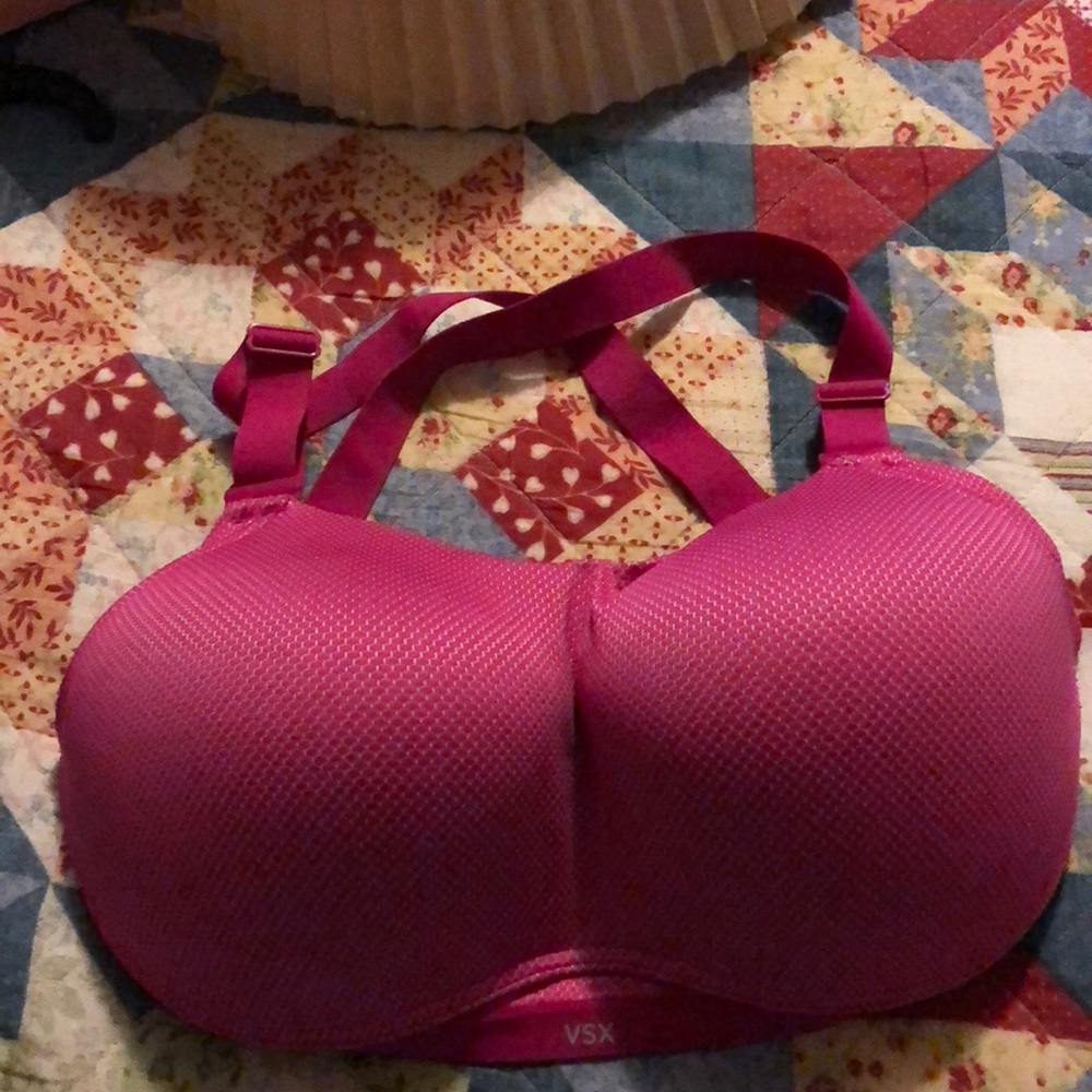 VS hot pink & white sports bra 32DDD